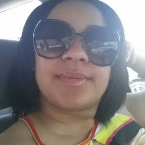 Meet your Posher, Ebony